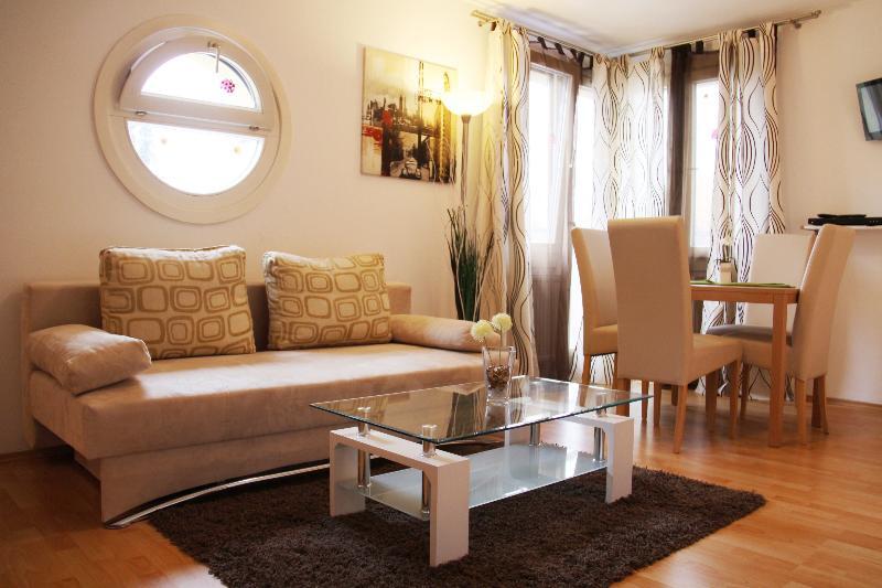 Apartmenthaus Hietzing I contactless check-in Wien Exterior foto